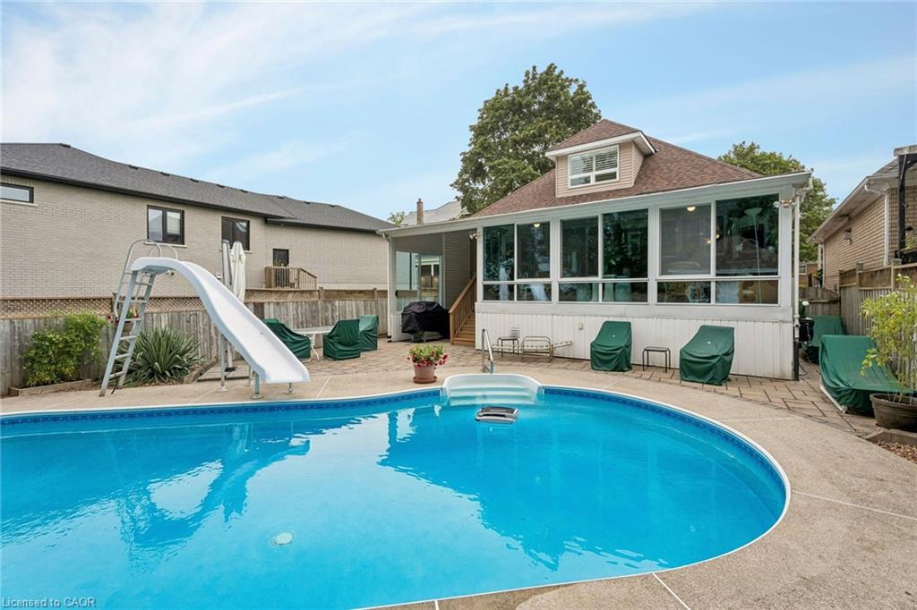 8-152 Dufferin Avenue Property Photo 49