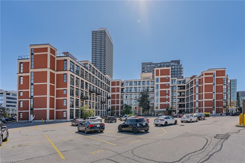 314-410 King Street W Property Photo 2