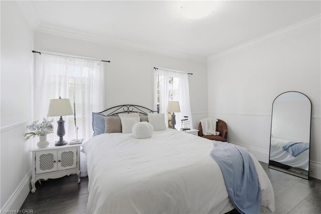 41 Spring Street Property Photo 4