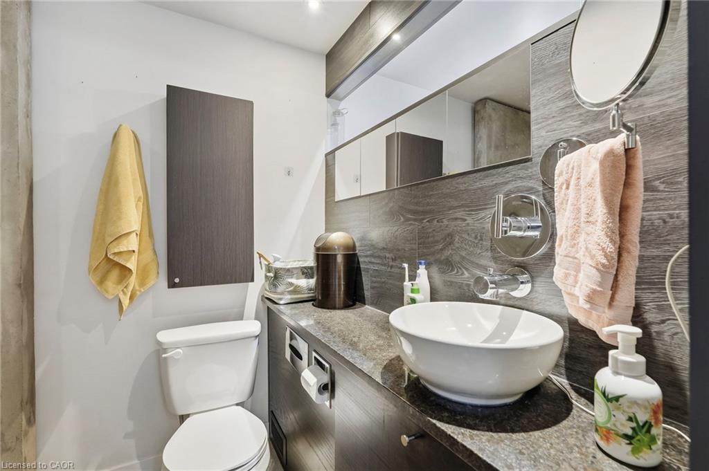 41 Spring Street Property Photo 16