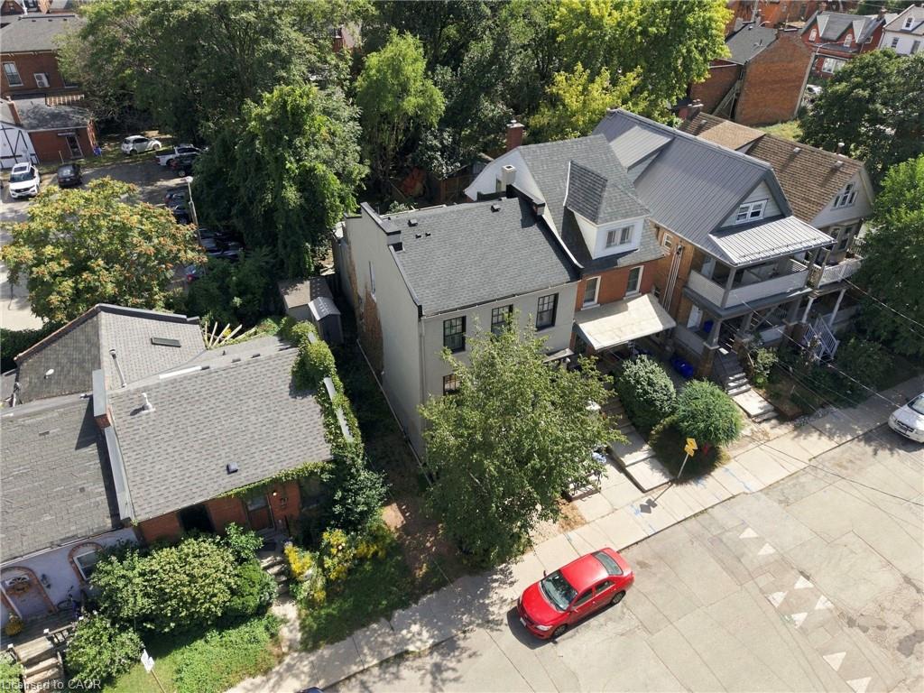 41 Spring Street Property Photo 21