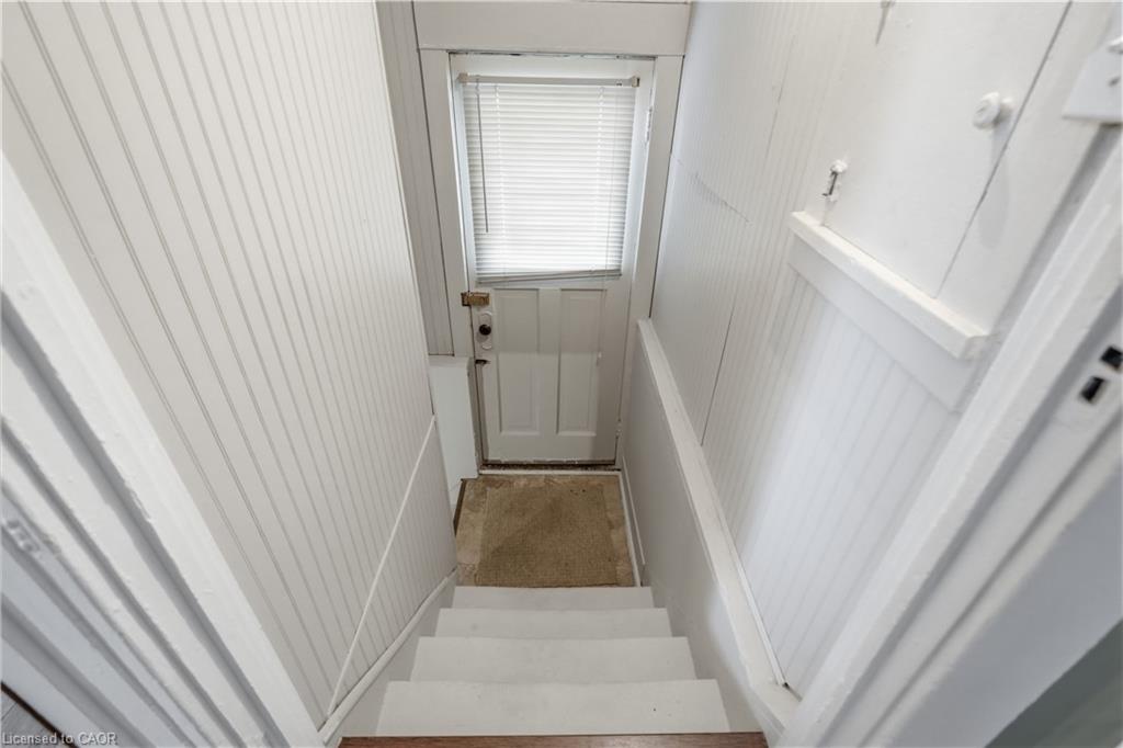 163 Grosvenor Avenue S Property Photo 35