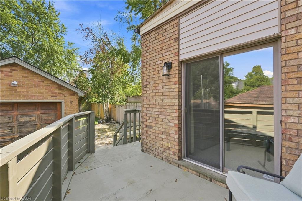 163 Grosvenor Avenue S Property Photo 38