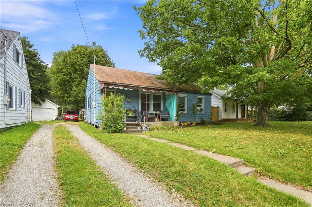 9 Lancaster Avenue Property Photo 3