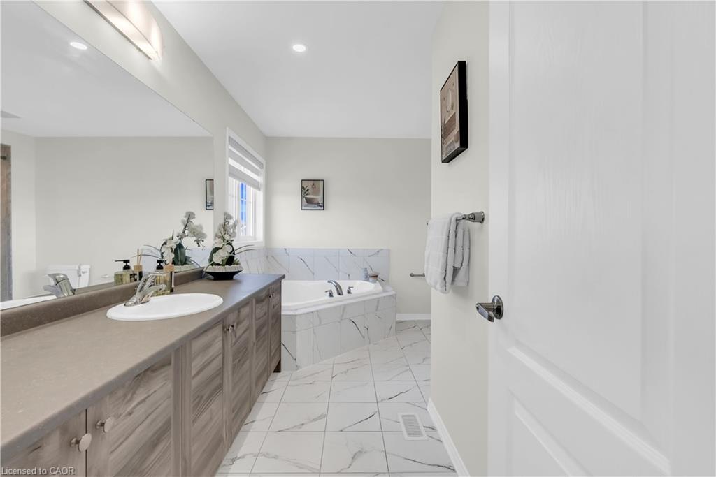 28 Magdalena Street Property Photo 22
