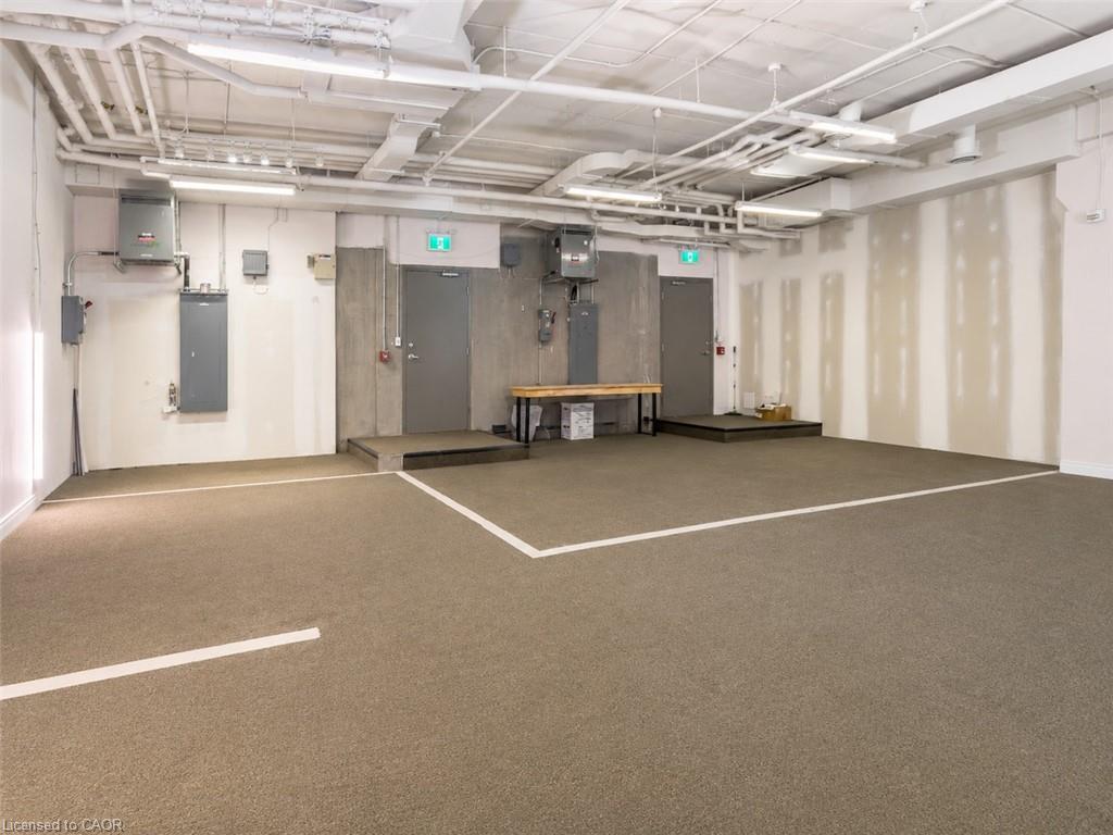 185 James Street N Property Photo 4