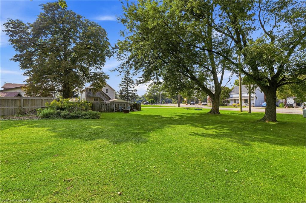 2 Mill Street Property Photo 40
