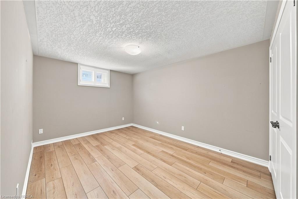 4-30 Cedar Street Property Photo 28