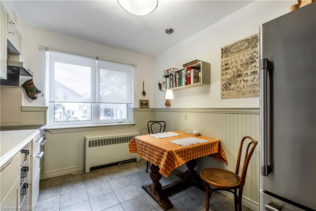 13 Mcmaster Avenue Property Photo 19