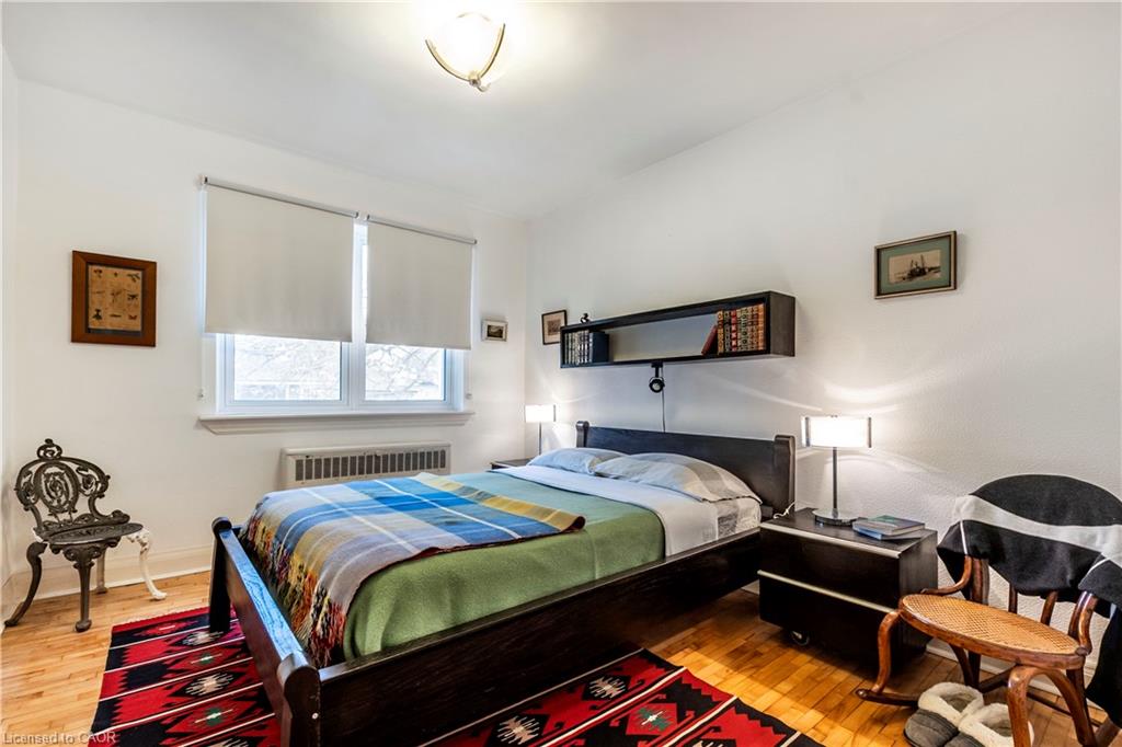 13 Mcmaster Avenue Property Photo 26