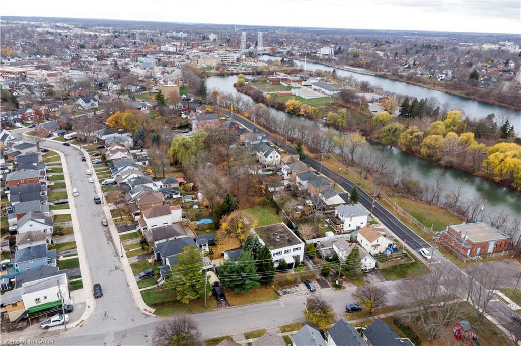 13 Mcmaster Avenue Property Photo 40
