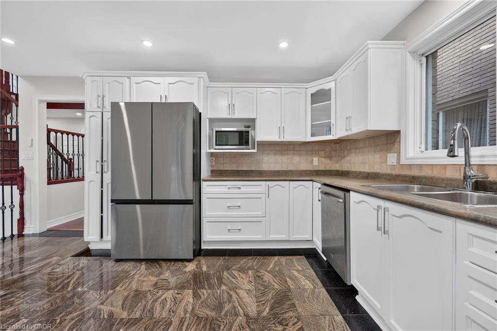 1429 Upper Sherman Avenue Property Photo 11