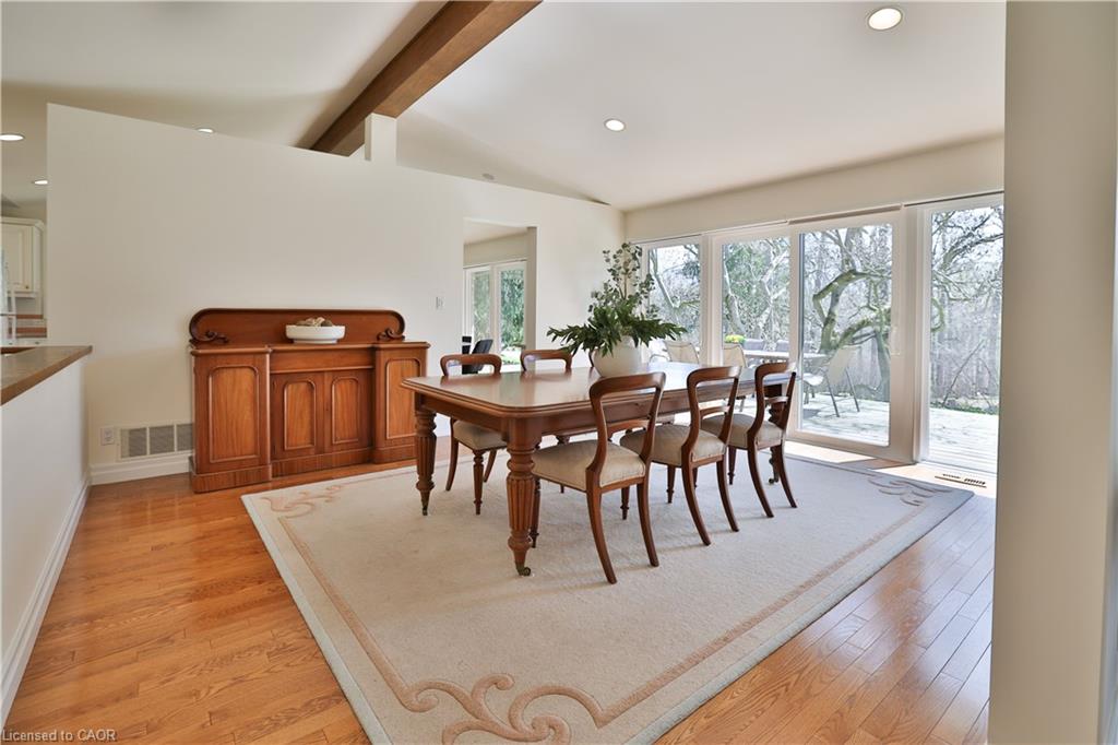 1066 Stockwell Avenue Property Photo 10