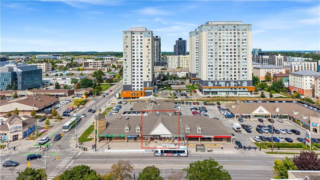 2-150 University Avenue W