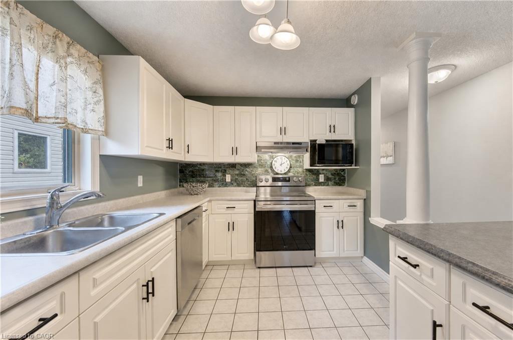 95 York Street E Property Photo 8