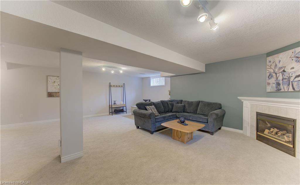 95 York Street E Property Photo 27