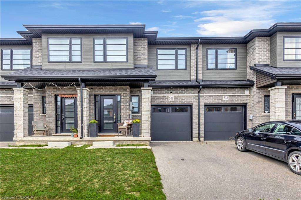 536 Grey Street Property Photo 1