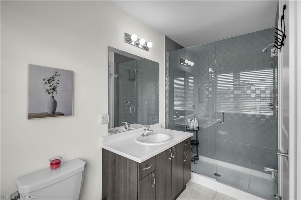536 Grey Street Property Photo 19