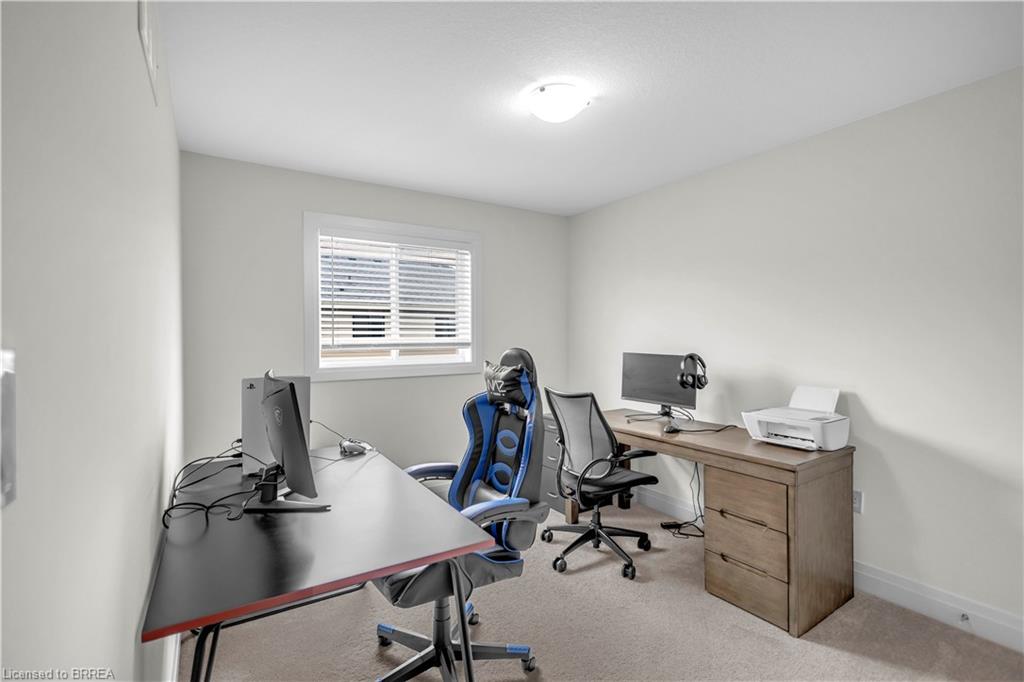 536 Grey Street Property Photo 22