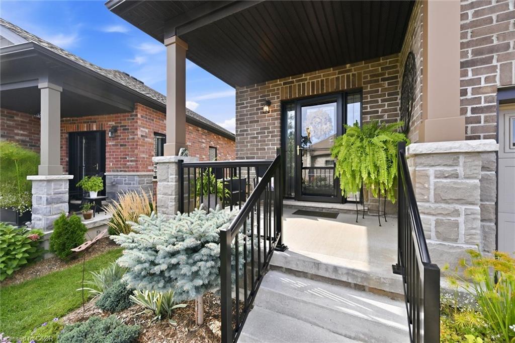 35 Tamarack Way Property Photo 2