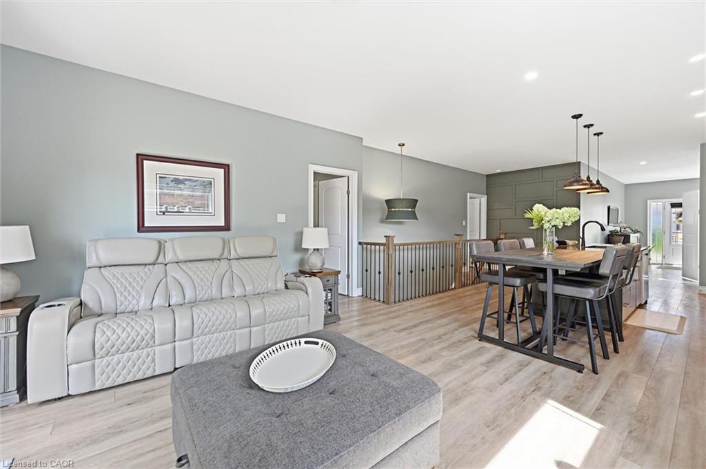 35 Tamarack Way Property Photo 14