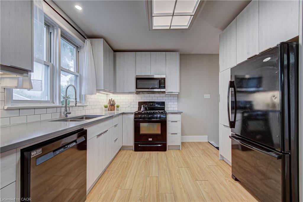 176 Edwin Street Property Photo 14