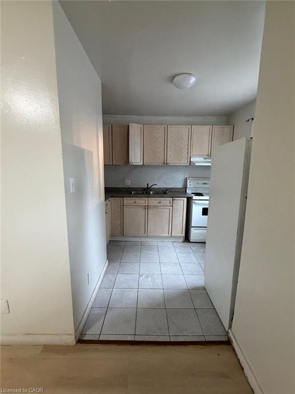 2-399 Mill Street Property Photo 10
