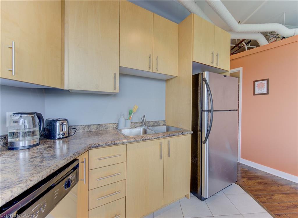 501-120 Mansion Street Property Photo 15