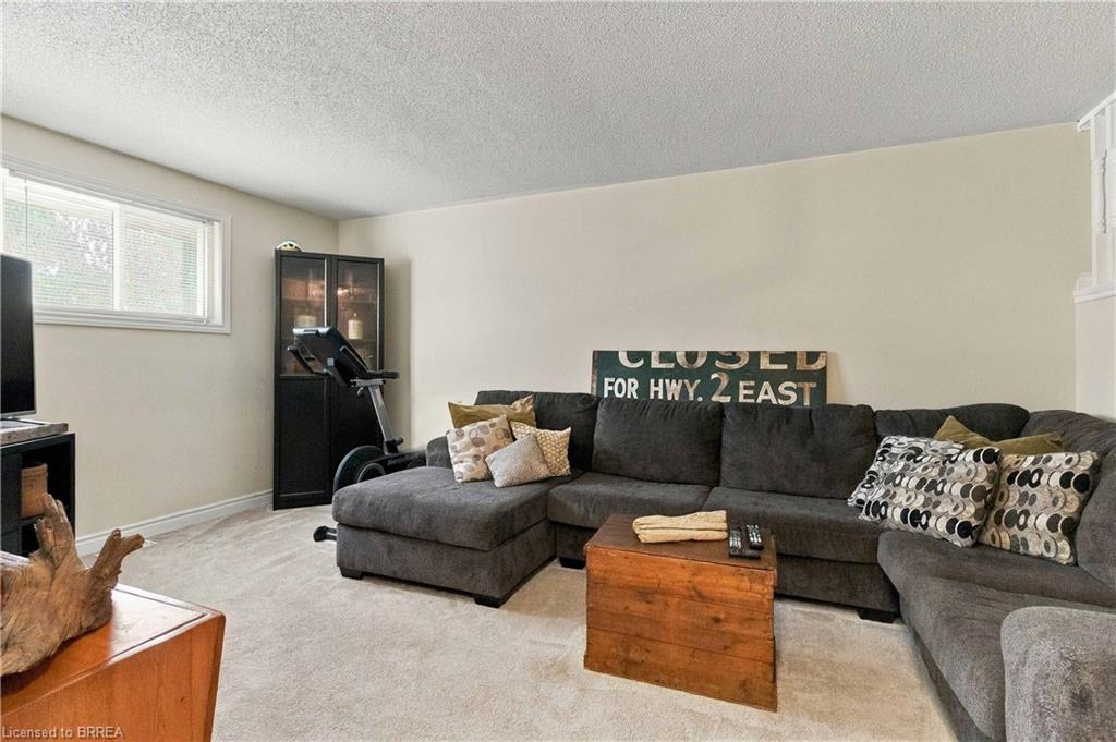 79 Donly Drive S Property Photo 23