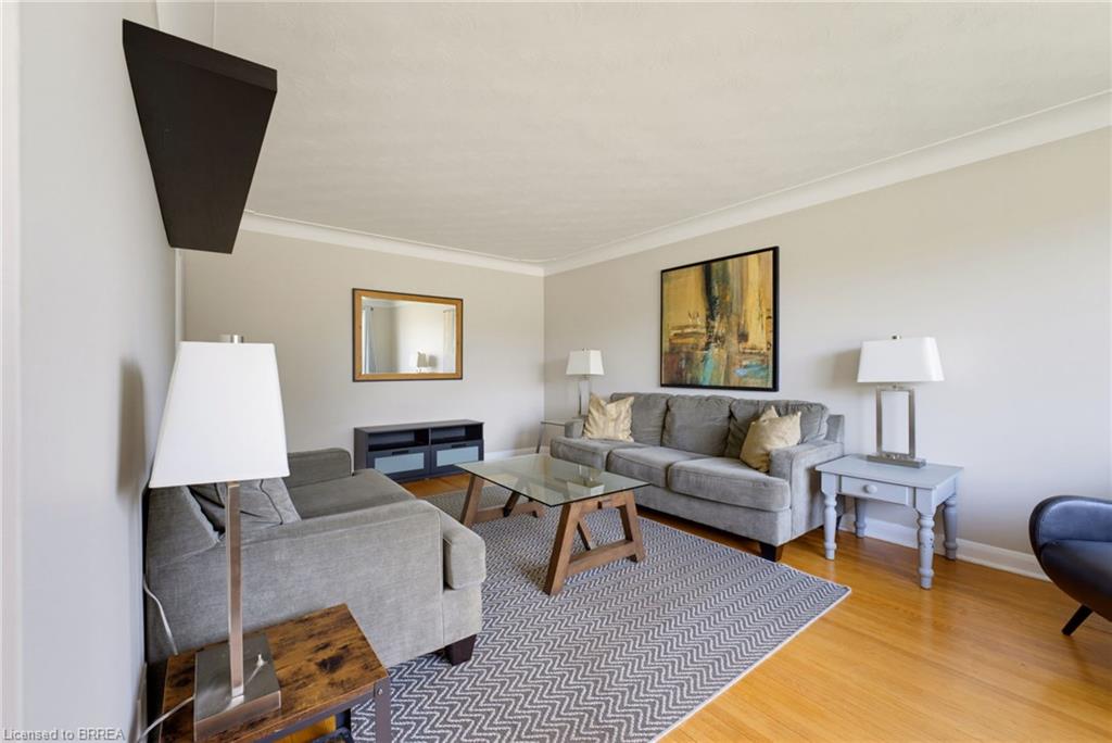 177 North Park Street Property Photo 8