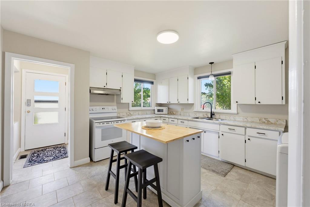 177 North Park Street Property Photo 12