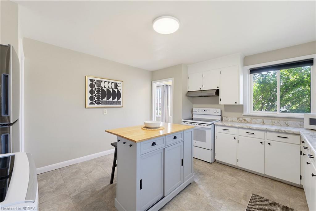 177 North Park Street Property Photo 14