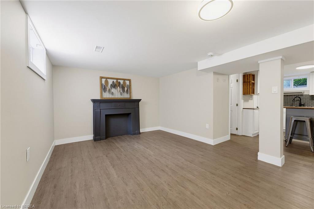 177 North Park Street Property Photo 28