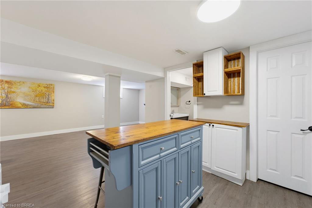 177 North Park Street Property Photo 30