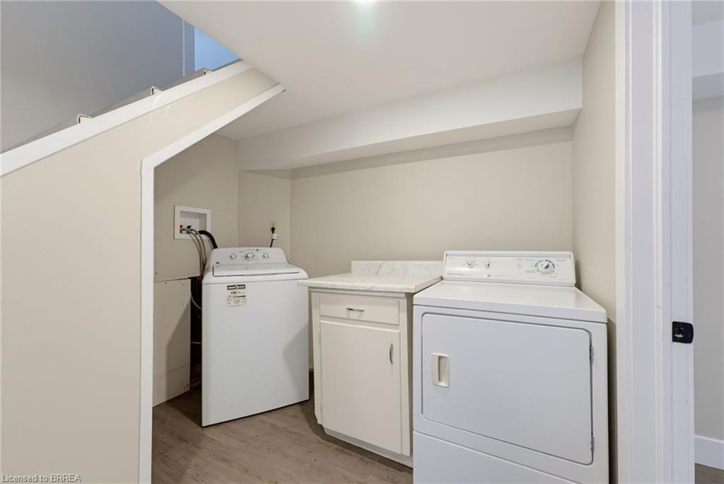 177 North Park Street Property Photo 39