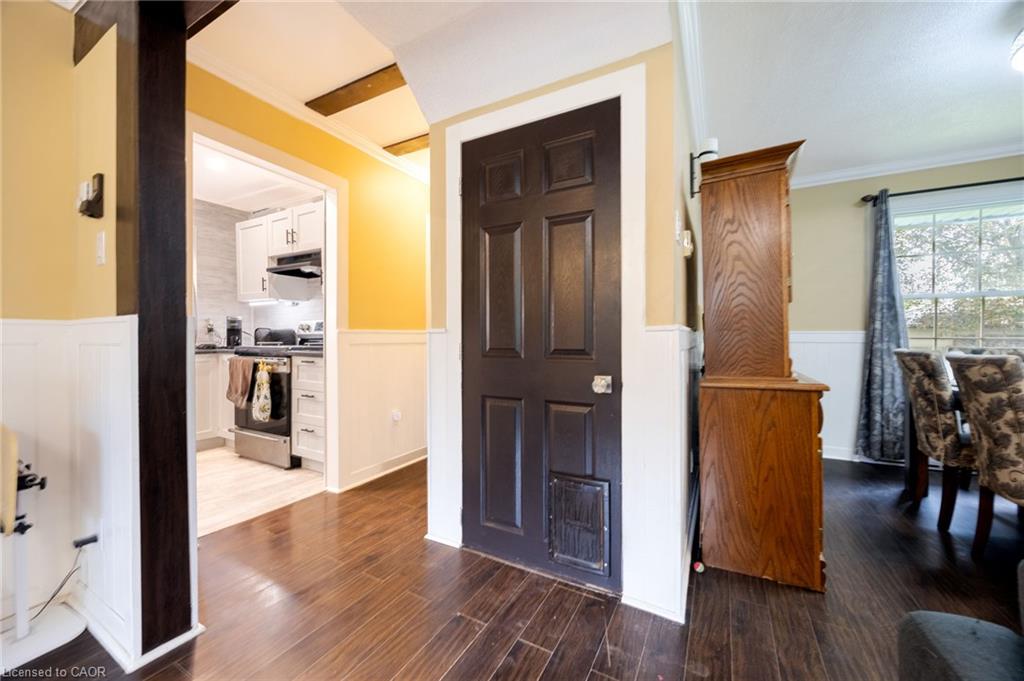 102 Stewart Avenue Property Photo 20