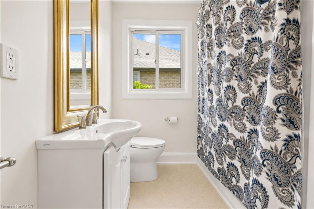611 Victoria Street Property Photo 30