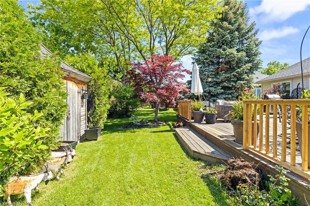 611 Victoria Street Property Photo 38