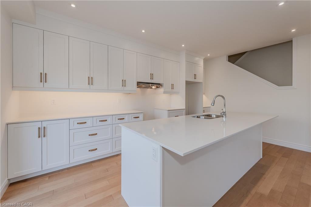 366 Robert Woolner Street Property Photo 4
