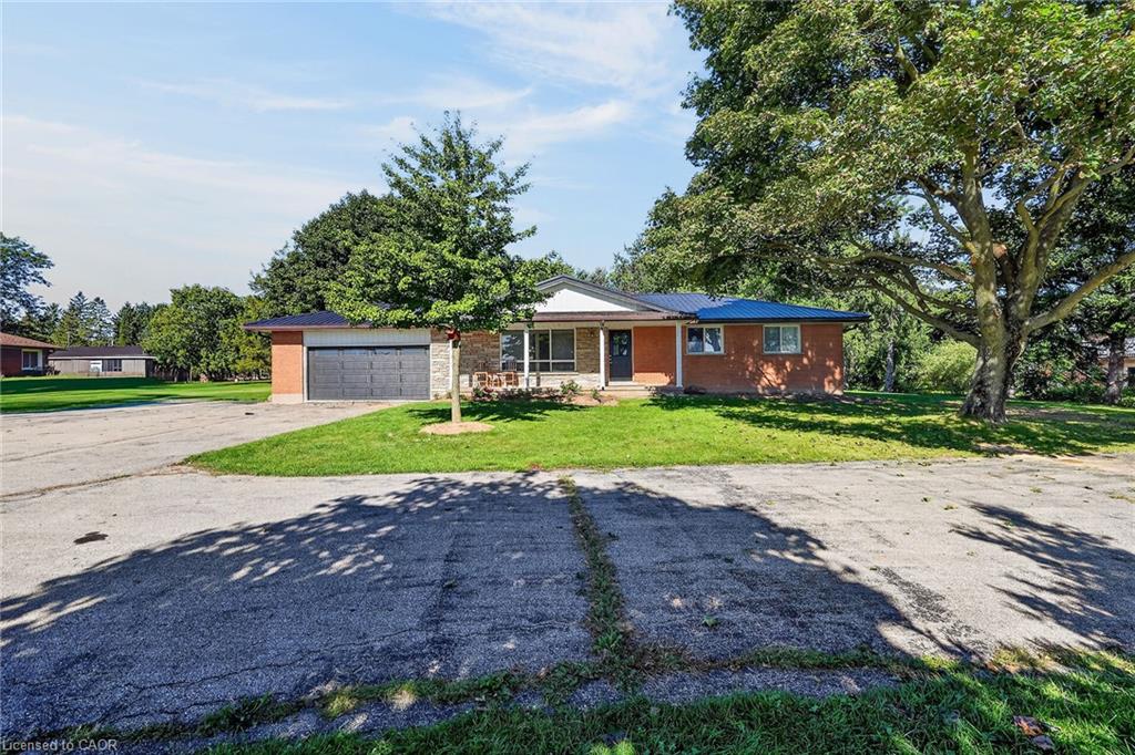 3733 Highway 3 Property Photo 1