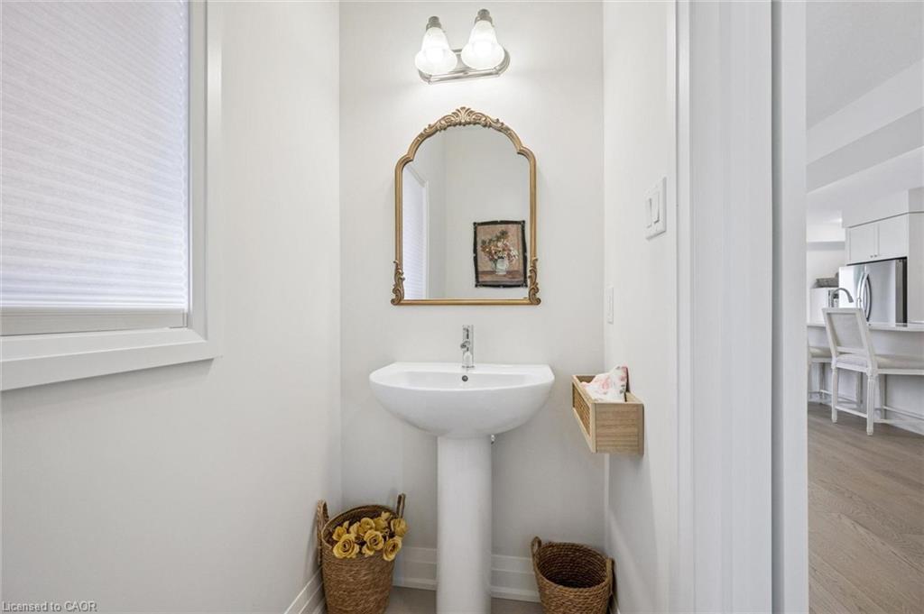 70 Imrie Road Property Photo 8