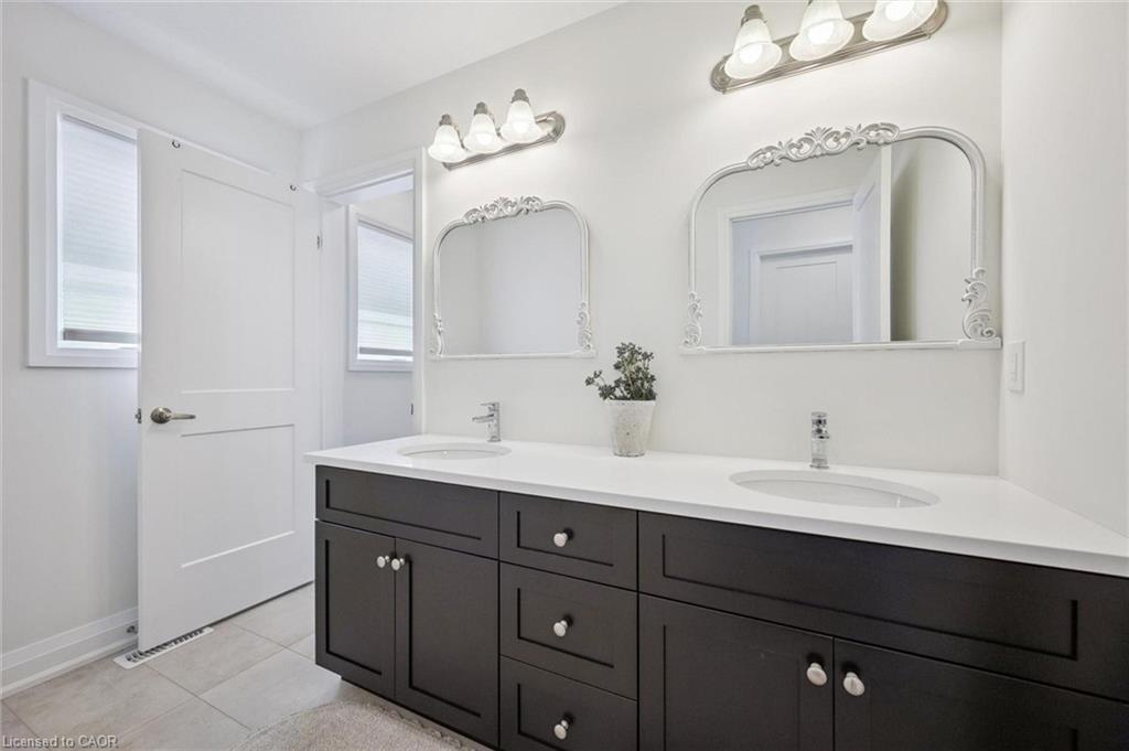 70 Imrie Road Property Photo 10