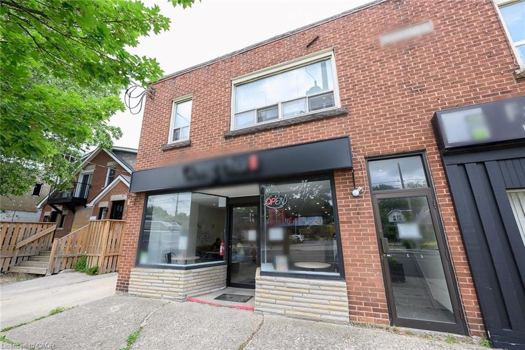 944 King Street W Property Photo 19