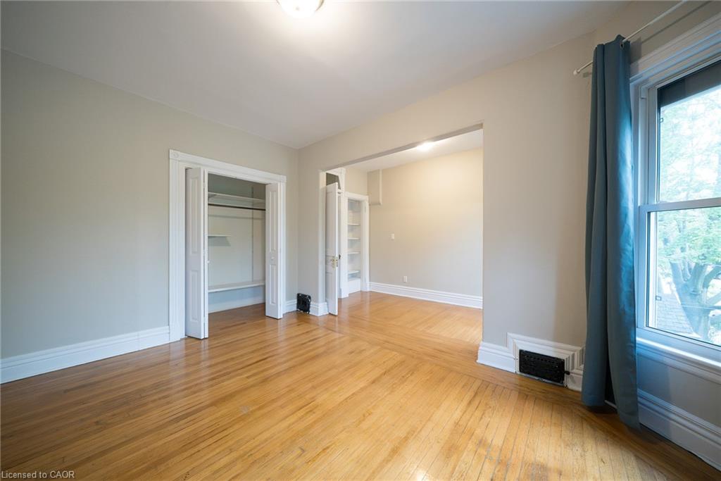102 Pearl Street N Property Photo 12