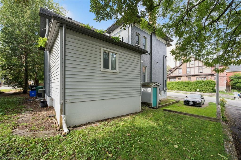 114 Church Street Property Photo 9