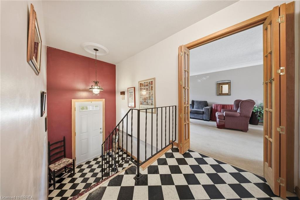 14 Falkland Road Property Photo 7