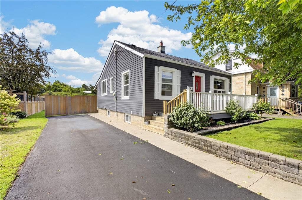 64 Norfolk Avenue Property Photo 3