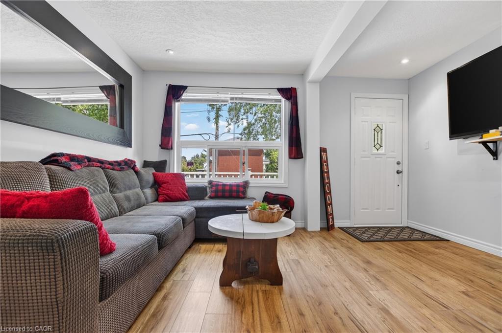 64 Norfolk Avenue Property Photo 9