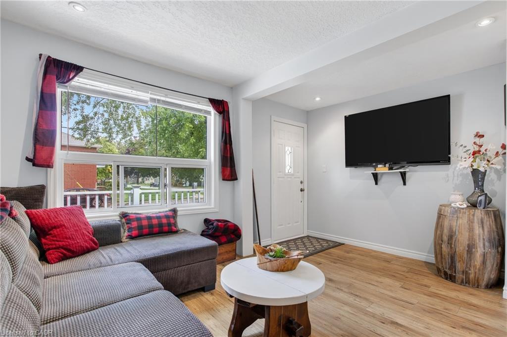 64 Norfolk Avenue Property Photo 10