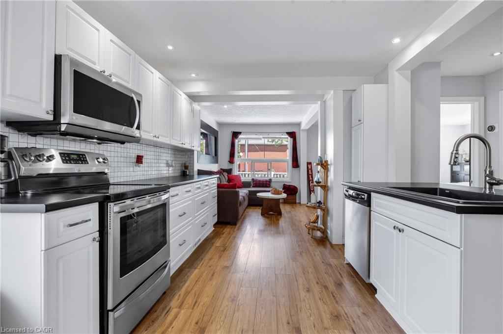 64 Norfolk Avenue Property Photo 12